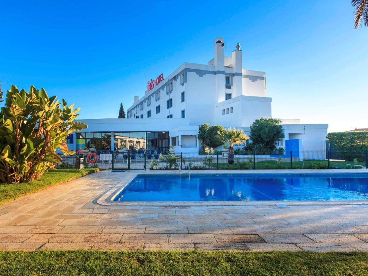 Hotel Ibis Faro Algarve Bagian luar foto